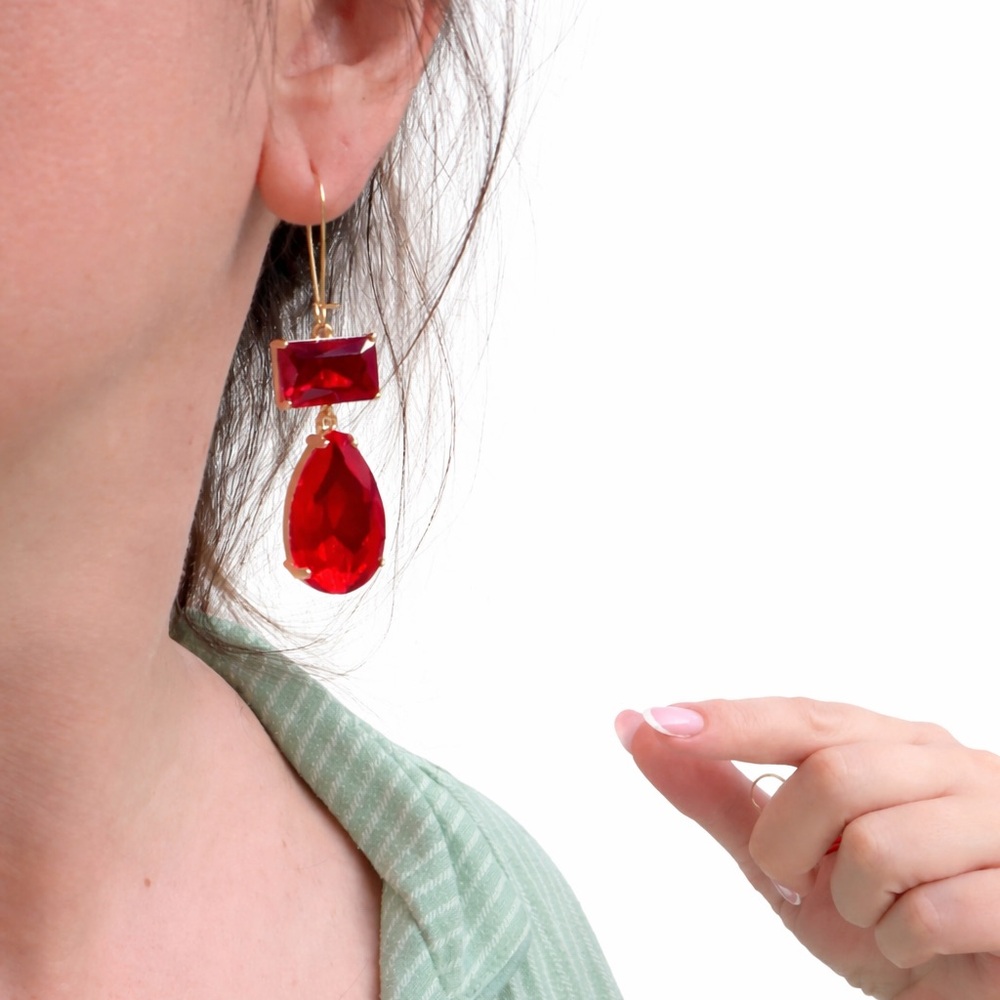 Red Crystal Dangle Drop Earrings - Picture 4 of 4